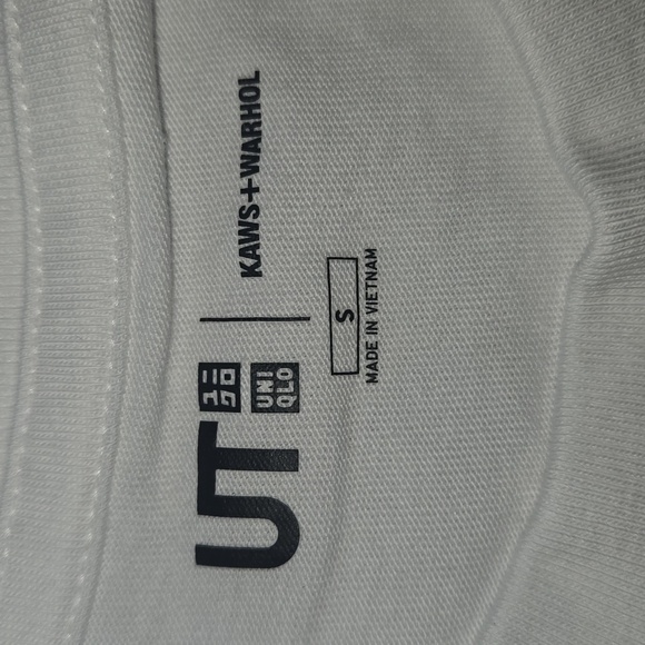 KAWS x Warhol x Uniqlo UT Graphic T-Shirt White/Blue/Yellow Size S NWT - Picture 9 of 11